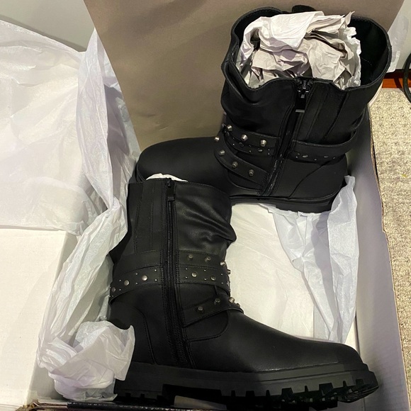 Torrid Boots - Picture 2 of 3